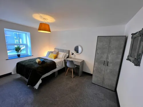 Modern Coastal Apartment Near Excellent Beaches & Vibrant Nightlife Hotels in North Shields