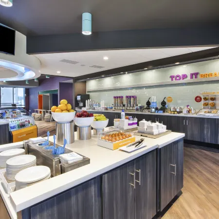 Tru by Hilton Jackson, MI