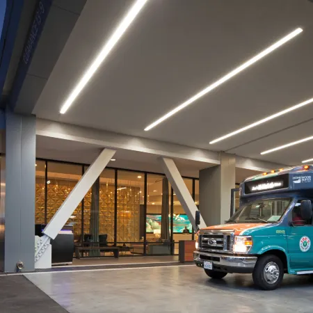 H Hotel Los Angeles, Curio Collection by Hilton