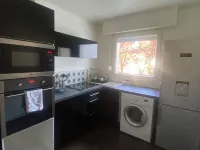 Evry Moon. 70m2, 2 Chambres, Parking. RER à 10 min à Pieds