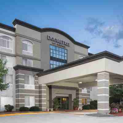 Hilton Garden Inn Des Moines Airport Hotel Exterior
