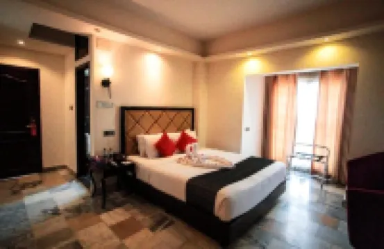 Monsoon Inn のホテル