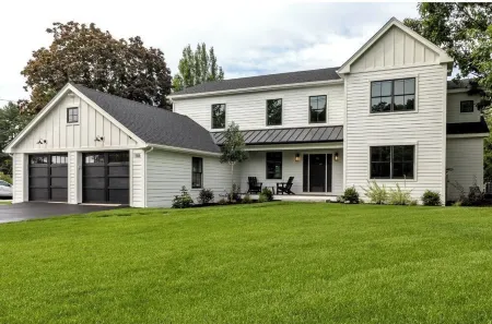 New Construction, Wolfeboro, NH Walk to Town