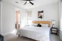 Luxury Home in North Austin: Next to Apple Campus Hotels in Jollyville