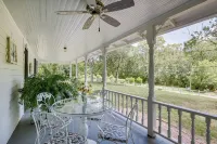 Historic & Charming Pittsboro Home w/ Fireplaces