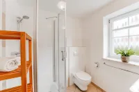 VYLD: Deer pasture with terrace