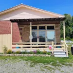 In Morganton, Walk to Wine Bar, Swim Beach, Hiking, Downtown Blue Ridge 4 Miles.