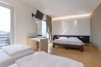 Hotel Pineta فنادق في Cerro Veronese