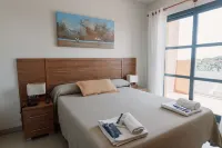 Aparthotel Bahía Hotel di Santiago de la Ribera