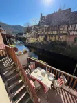 The Gîte de la Rivière Enchantée, in Kaysersberg! 케제르베르 호텔