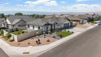 Casa de Vista-Grand Junction Stay with Stunning Mountain Views