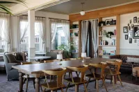 Sylvia Beach Hotel
