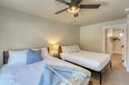 Saddle Up For Luxury - 15 Minutes to Mt Rushmore