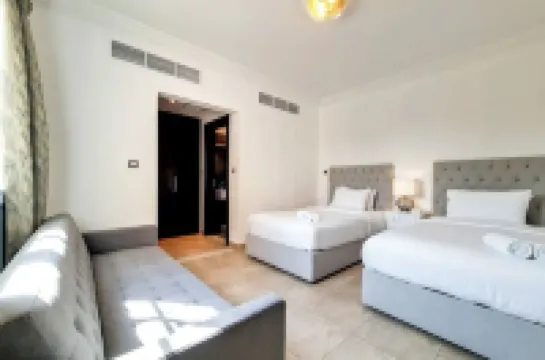 Lovely sea view furnished apartment