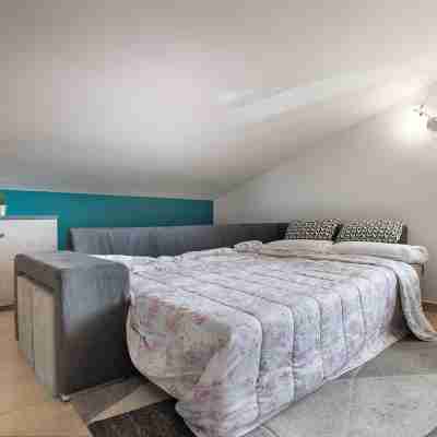 Fiumicino Airport 4 min,,, Relax and Comfort Rooms