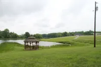 Charming Lakefront Cottage in Kernersville - Relax with nature!