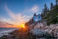Harborside Cottage-overlooking Bass Harbor