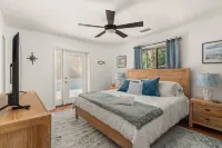Coastal Comfort~3 BR Home w/Pool~Sleeps 9~Near Pensacola Beach