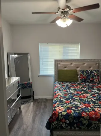 Adorable, new 1-bedroom casita in Fort Worth! Отели в г. Форест Хилл