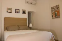 Free parking&9 min metro to downtown, with private terrace Hotels in Ramalde