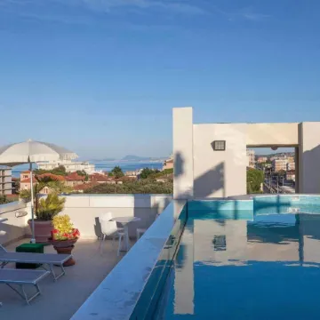 Raffaello Hotel & Mooka Restaurant