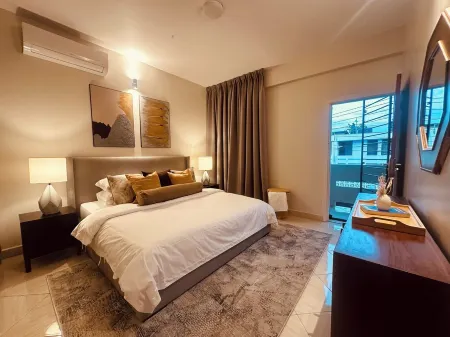 Ubalozi Villa luxury 2-bedroom villa by US Embassy with WiFi, AC and 75” TV Отели рядом с достопримечательностью «Остров Мбудья»