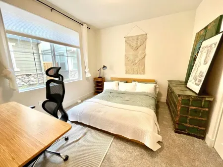 Family-sized house with huge kitchen and patio Отели рядом с достопримечательностью «Fear Overload Scream Park»