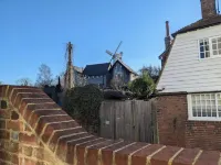 Loft apartment in the heart of Cranbrook Hotel a Cranbrook