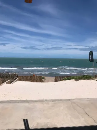 180m2 house on the beach Отели в г. Икапуи