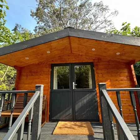 Cabin at the foot of Snowdon
