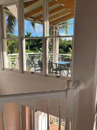 Location, Location, Location Pinney’s Beach Nevis.  2 Bdrs, 2 1/2 Ba. w laundry! Отели в г. Vaughans