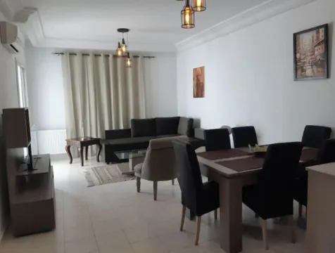 Cozy and spacious apartment near the beach