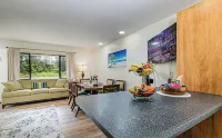 Three-Bedroom Hawaiiana. Visit Volcanoe & More!