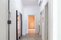 Very fresh cozy app.to just ristr. for fam. even long stay