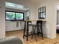 1 Bedroom Apartment in Bry-sur-Marne Hotels in Bry-sur-Marne