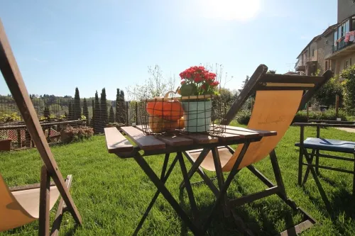 Vacation in Borgo, in the hills 2 steps from the Sea! Hotels in Montescudaio