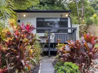Emerald Beach Eucalyptus Cottage Hotels in Emerald Beach