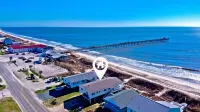2 Tortugas East -- Renovated Oceanfront Duplex by Pier w/King Bed
