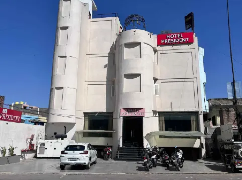 Hotel President