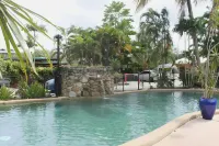 Bohemia Resort Cairns - Beach