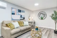 M3-Detached house 2 bedroom 1 bathroom close Old Town Monrovia kingsize-bed! - واي فاي