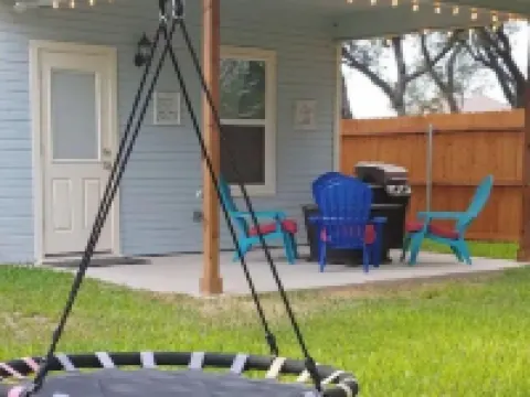 Lake Ridge Oasis Hotels in Belton
