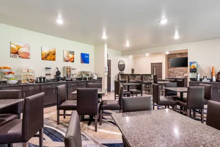 Comfort Inn & Suites