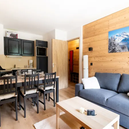 Apartment in Modane with Mountain Views Отели в г. Модан