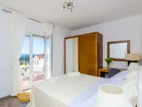 Apartments Knego - One Bedroom Apartment with Balcony and Sea View Hotels in Mlini