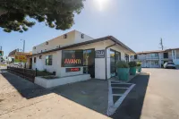 Hotel Avanti Hotels near Nipomo Swap Meet & Fleamarket