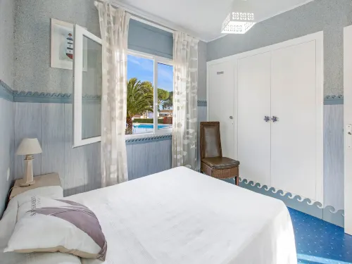 Apartment in Calella near the Beach