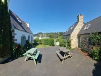 Charming Estate in Plougasnou near GR34 Trail