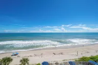 Beachfront Vacation Rental, Well maintained & great natural lighting,Ocean views