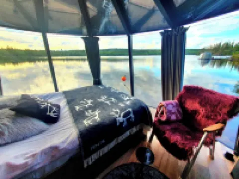 庫薩莫涵洞小屋